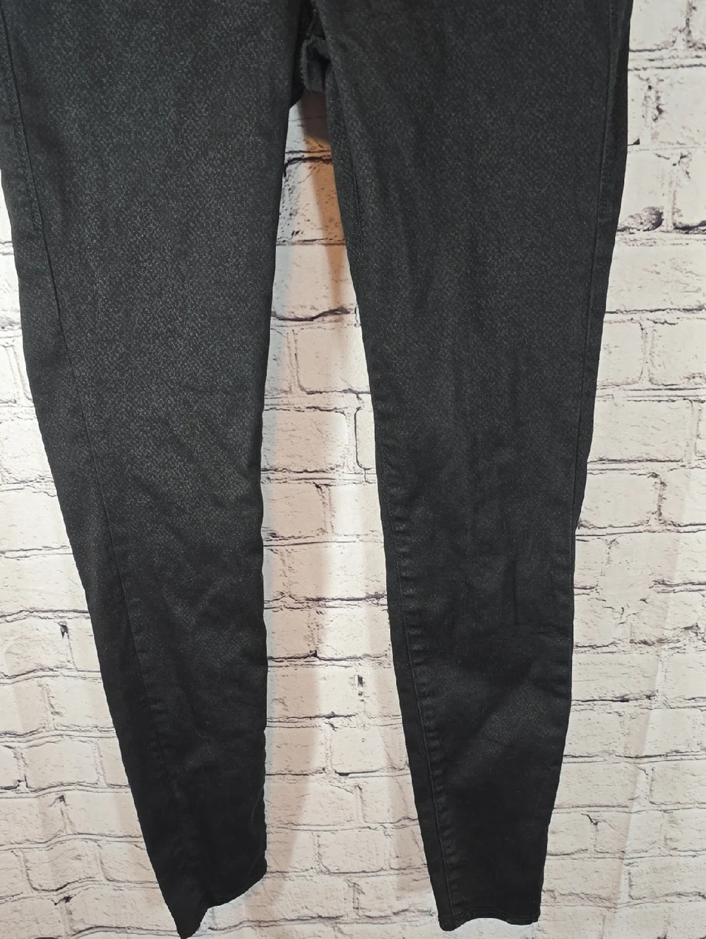 Rock & Republic sleek black